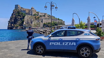 Ischia, arrestato 29enne: condanna a 6 anni e 4 mesi per reati contro persona, patrimonio e pubblica amministrazione 