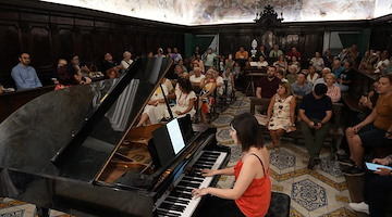 “L’Orchestra a Quattro Mani”: stasera a Vietri sul Mare il recital pianistico con Marina Pellegrino e Aleandro Giuseppe Libano