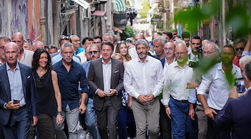M5S, Conte lancia ufficialmente la candidatura di Roberto Fico a Presidente della Regione Campania