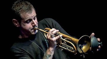 "Maiori Jazz & More": Bosso e Mazzariello omaggiano Pino Daniele con il concerto al tramonto “Il Cielo è Pieno di Stelle”