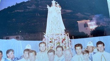 Maiori, la comunità di S. Maria delle Grazie celebra il 32° anniversario della nuova statua della Madonna