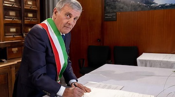 Massa Lubrense in lutto: addio al sindaco Lorenzo Balducelli