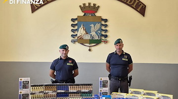 Napoli, sequestrati oltre 150 mila prodotti contraffatti o pericolosi 