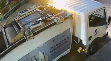 Operatore di Salerno Pulita urina in strada, FIT-CISL: “Non si metta alla gogna un lavoratore. Serve equilibrio e rispetto”