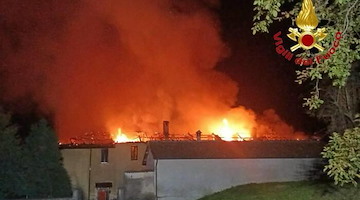 Paura a Lecco, brucia il monastero dove Carlo Acutis ricevette la prima Comunione