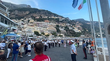 Positano celebra la Bandiera Blu 2025: un riconoscimento al lavoro di una comunità intera