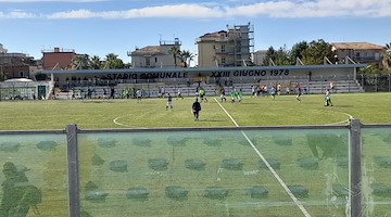 Prima Sconfitta per lo Sport Club '85 Tramonti: 4-0 contro la Polisportiva Etruria