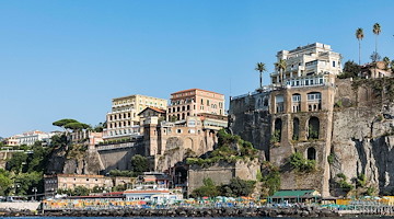 RaiNews 24 in Penisola sorrentina per la Giornata dei Locali storici d'Italia