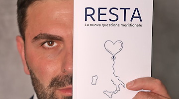 “RESTA”: a Vietri sul Mare il libro di Giuseppe Iozzino che invita i giovani a costruire il futuro nel Sud