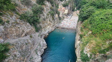 Rilievi tecnici sui versanti rocciosi del Fiordo di Furore: 15 e 16 luglio interdetto l'accesso 