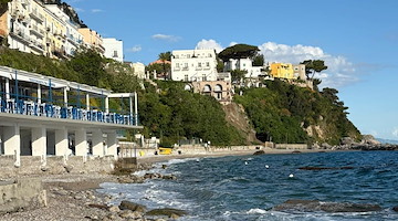 Ripascimento a Marina Grande: intervento urgente per salvare la spiaggia di Capri