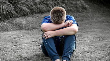 Roma, abusa per anni del figlio della famiglia che lo ospitava: arrestato in Canada e rimpatriato