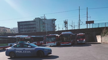 Salerno: autista Busitalia aggredito al capolinea, Sindacati insorgono