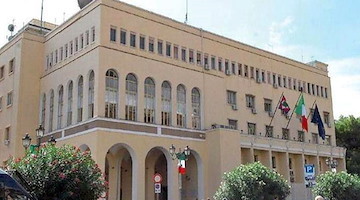 Salerno, il Prefetto convoca le parti su richiesta dei sindacati. FIT-CISL: «Subito misure vincolanti per tutelare i lavoratori esposti al sole» 