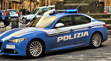 Salerno, sgominata banda di ladri seriali: due arresti per furti aggravati ai danni di attività commerciali