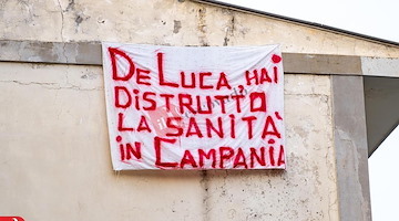 Sanità, Regione: «Nelle reti tempo-dipendenti Campania prima in Italia». Ma per Vietri «De Luca mistifica i dati Agenas»
