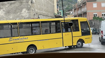 Scuolabus ecologici, al via dal 20 ottobre in Campania le domande per l'attivazione e il potenziamento del servizio