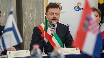 Sorrento, arrestato in flagranza il sindaco Massimo Coppola