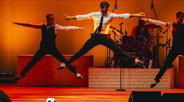 Stefano De Martino porta a L’Aquila “Meglio Stasera - Summer Tour”: show sulla Scalinata di San Bernardino