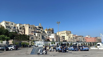 Tentato omicidio dopo lite in spiaggia: fermato un uomo a Torre Annunziata