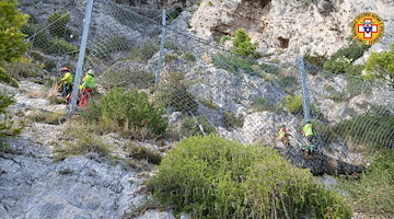 Tragedia a Capri, 38enne del posto precipita in un dirupo e perde la vita