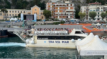 Traghetti ridotti a Maiori: l'annuncio di Travelmar