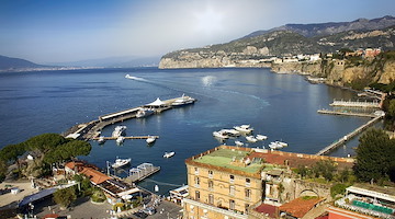 Travel Trends Report 2025: Sorrento tra le sette mete più amate al mondo per l’enogastronomia
