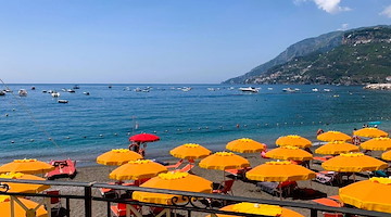 Turismo balneare, Confesercenti Campania: «Settore fondamentale. I gestori storici vanno difesi, ne va della tradizione e della qualità dei servizi»