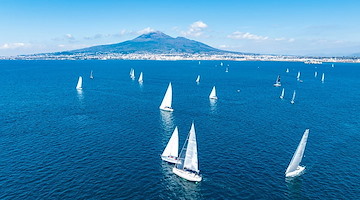 Vesuvio Race: 29 marzo la regata del vulcano tra Castellammare, Napoli, Ischia, Procida e Capri