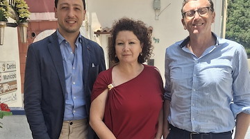 Vietri sul Mare, opposizione all’attacco: “Controlli seri e costanti sulle spiagge, non annunci di ferragosto”