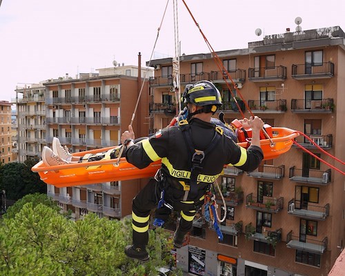Anche la Costiera Amalfitana all’esercitazione “Exe - Salerno Non Trema 2025”