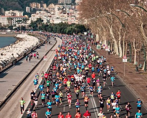 Napoli corre verso il 2026 con la Coelmo City Half Marathon
