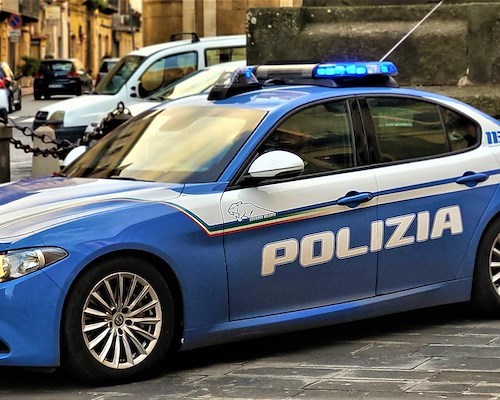 Salerno, sgominata banda di ladri seriali: due arresti per furti aggravati ai danni di attività commerciali