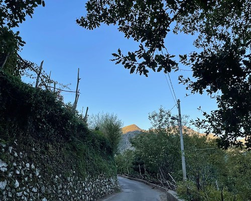 Tramonti, dal 19 maggio al 6 giugno divieto di transito in via Gete per i lavori di metanizzazione