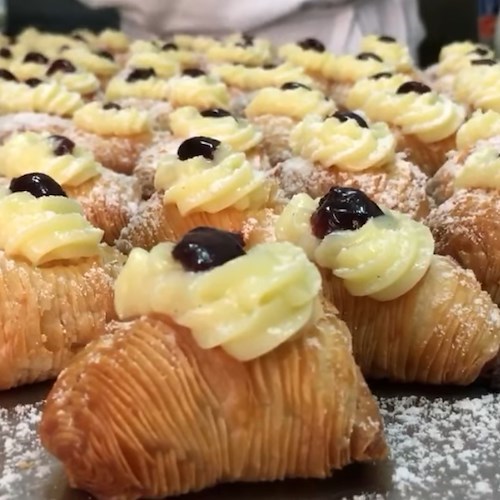 Sfogliatelle Santarosa<br />&copy; Pasticceria Pansa