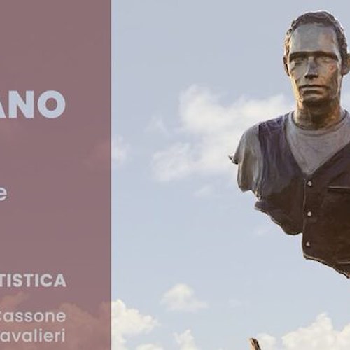 Ad Amalfi «i viaggiatori» di Bruno Catalano: 4 monumentali sculture in mostra sul lungomare 