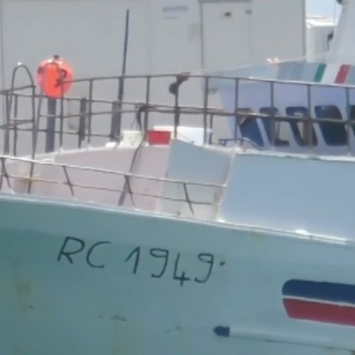 Agrigento, intercettata e bloccata nave con sei tonnellate di cocaina a bordo