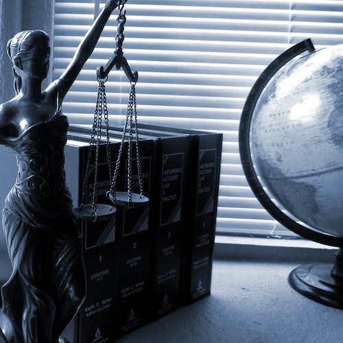 Giustizia <br />&copy; Foto di jessica45 da Pixabay