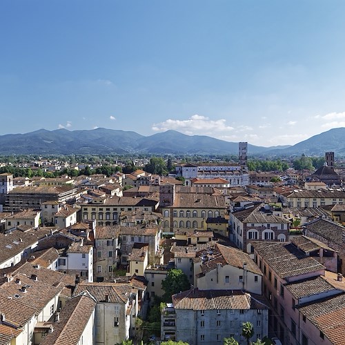 Lucca <br />&copy; Makalu su Pixabay