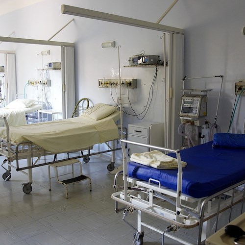 Ospedale<br />&copy; 1662222 su Pixabay