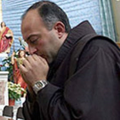 Padre Luigi Petrone