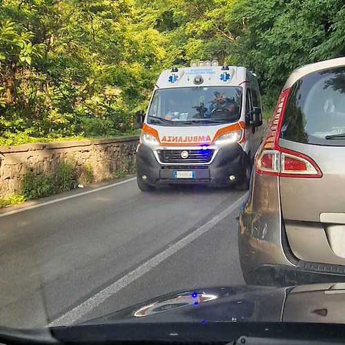 Incidente al Valico di Chiunzi verso Corbara: traffico in tilt e lunghe code. Scegliere percorsi alternativi