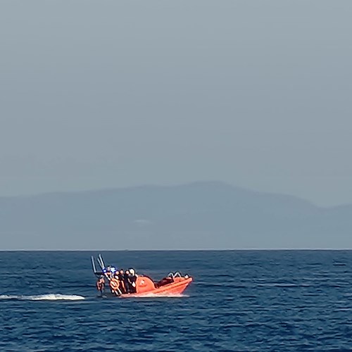 Incidente di Cetara, riprendono le ricerche del 29enne salernitano disperso in mare