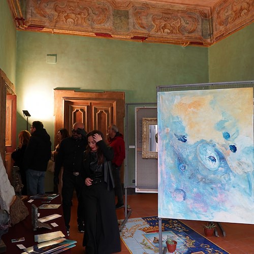 "L'arte tra Realtà e Finzione", inaugurata mostra a Vietri sul Mare: in aula consiliare fino al 12 marzo<br />&copy; Comune di Vietri sul Mare