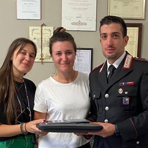 Carabinieri trovano pc a studentessa <br />&copy; Carabinieri Monza Brianza