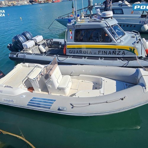 Maxi sequestro nelle acque trapanesi: oltre 670 kg di hashish recuperati da Guardia di Finanza e Polizia di Stato