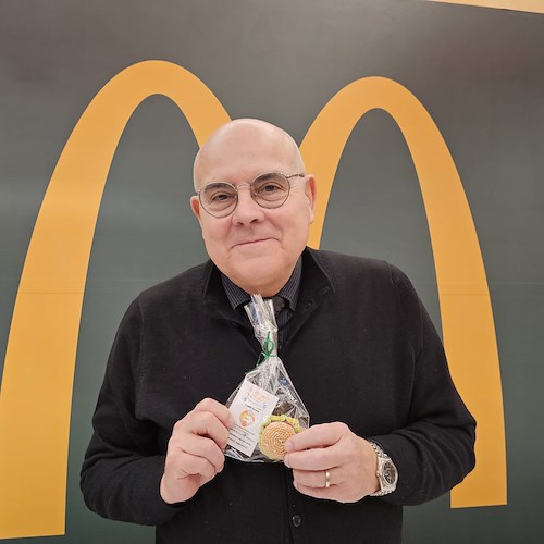 McDonald’s e Fondazione Ronald McDonald donano 350 pasti caldi a settimana a Potenza e Salerno