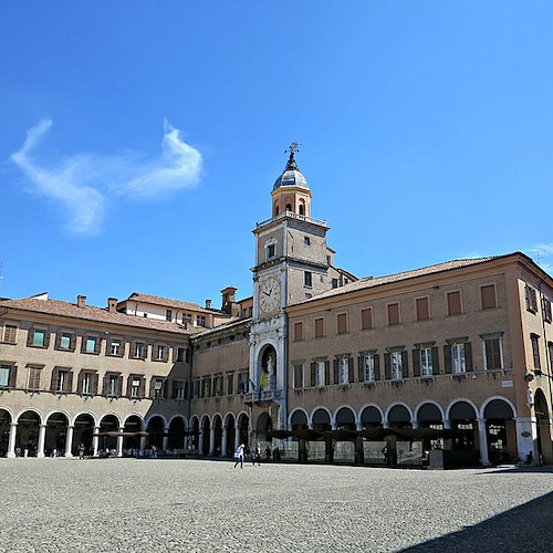 Palazzo Comunale di Modena<br />&copy; Commons Wikimedia