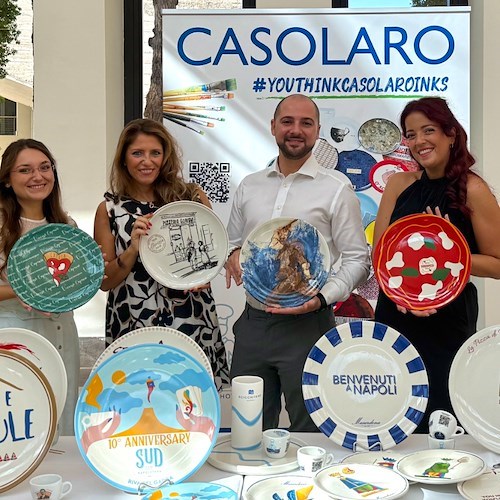 Casolaro Hotellerie consegna il premio speciale 'Miglior Servizio di Sala’ per la “Guida Pizzerie d’Italia”