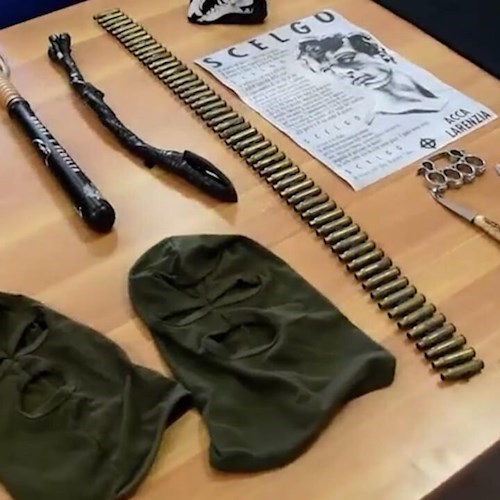 Napoli, fotografo aggredito per una spilla antifascista: identificati i responsabili<br />&copy; Polizia